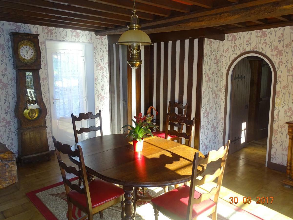 Gites De La Petite Suisse Clécy Екстериор снимка